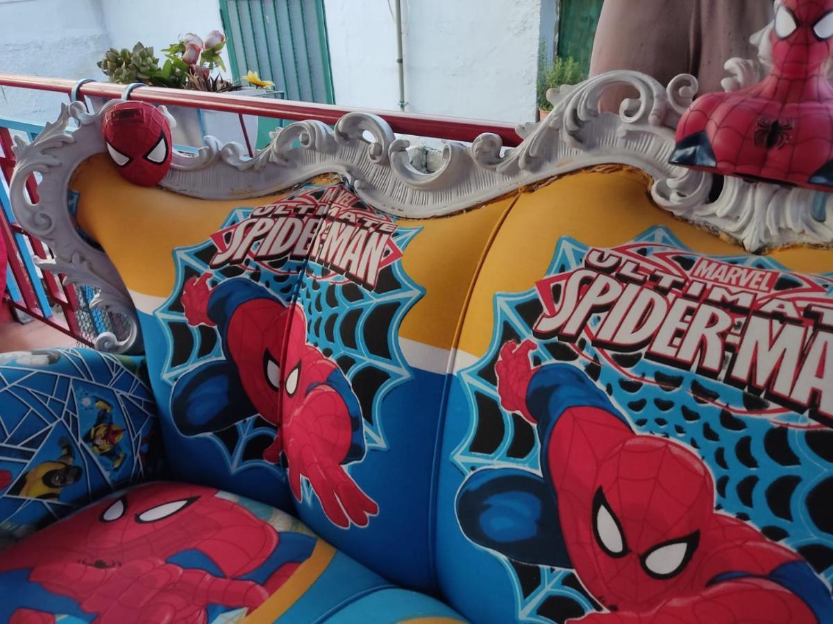 Spiderman House Hotel CTA Exterior photo